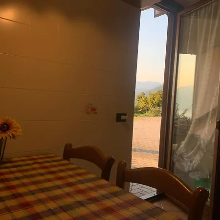 A - Casa Di Adele Luino